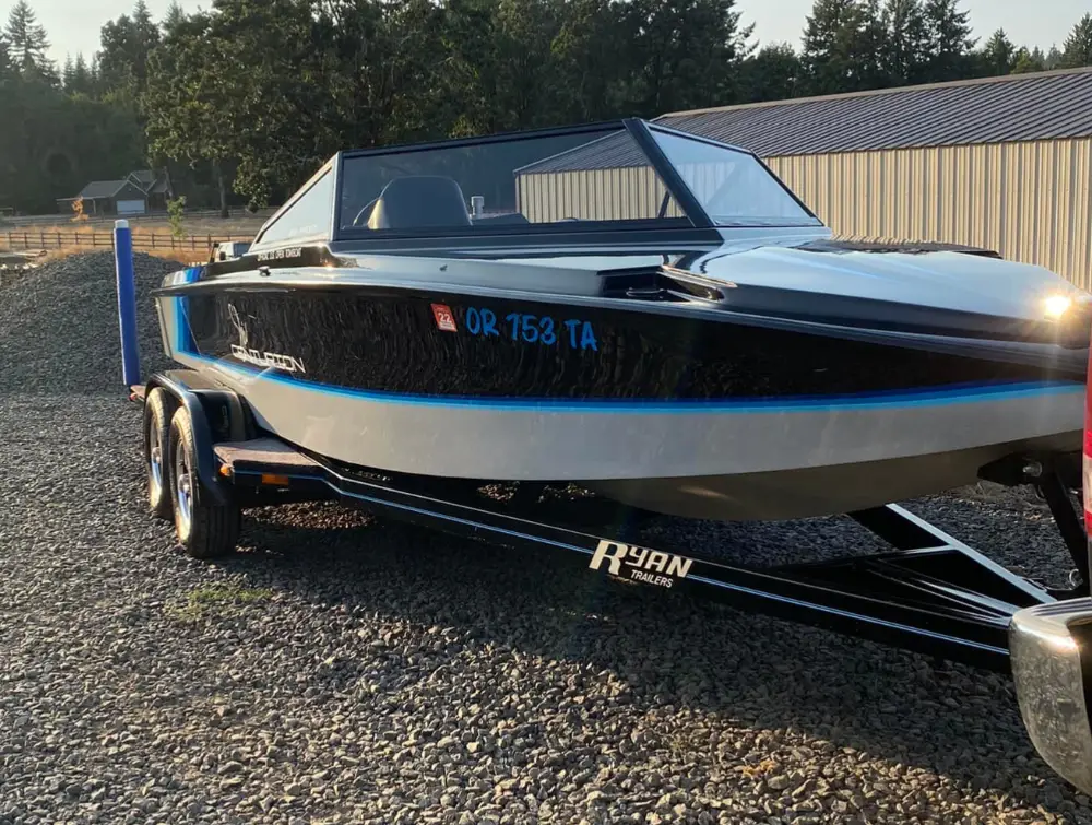 Professional Boat Detailing Service Boat Detailing - Marine Excellence